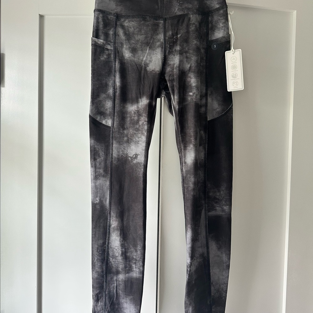 Women's Black Tie-Dye Leggings